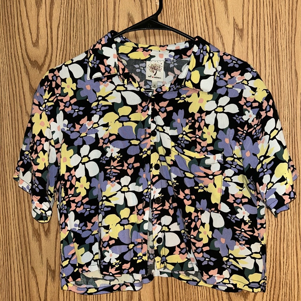 Self Esteem Multicolor Cropped Floral Button Up Shirt With collar